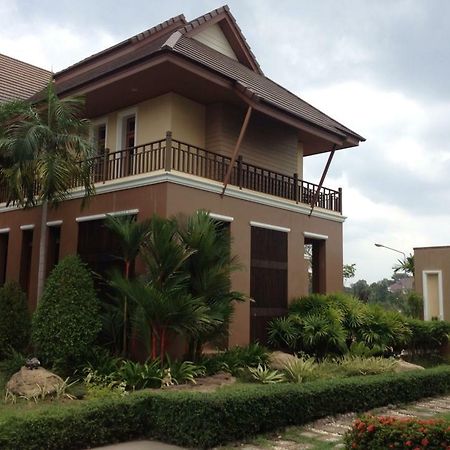 Huaymuang Apartment Ubon Ratchathani Eksteriør bilde